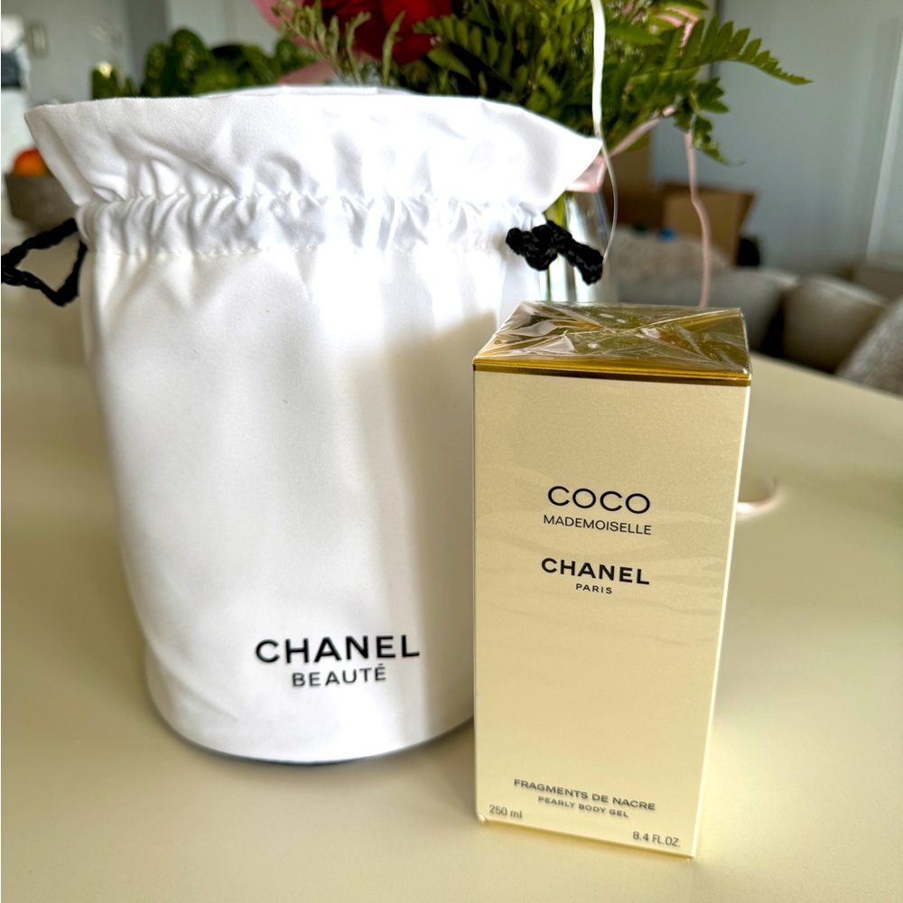 New! Chanel Coco Mademoiselle Pearly Body Wash